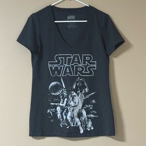 Star Wars Short Sleeve Women’s V Neck Lightweight Graphic Shirt Size XL